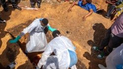 Vifo vinazidi kuongezeka kwa ebola huko vurugu zikiendelea.