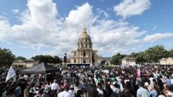 Christen bei dem Marche Pour Jesus in Paris