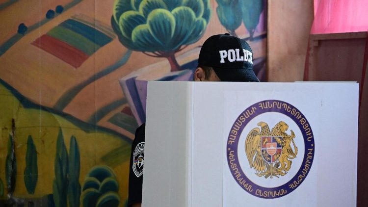 ARMENIA-VOTE-PARLIAMENT