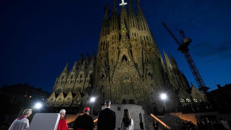 TOPSHOT-SPAIN-VATICAN-DIPLOMACY-RELIGION-POPE