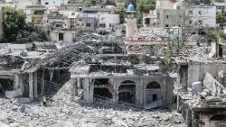 Durch israelische Angriffe zerstörter historischer Markt von Nabatieh im Libanon