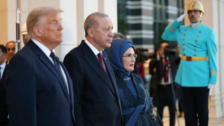 L'incontro tra il presidente Usa Trump e il suo omologo turco, Erdoğan