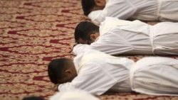 Bei einer Papstmesse mit Priesterweihen (Archivbild)