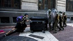 "La expansión de la droga y la presencia del crimen organizado, no conocido en Chile, está destruyendo los elementos esenciales de la vida ciudadana", afirman los líderes religiosos.