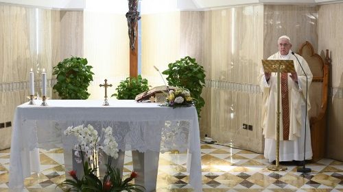 Duch Tešiteľ n&aacute;s uč&iacute; r&aacute;sť ako stromy prin&aacute;šaj&uacute;ce ovocie