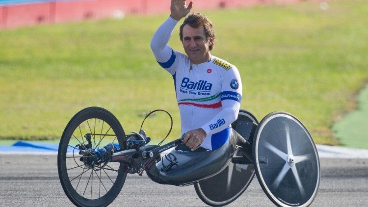 Alex Zanardi nel 2012 (ANSA)
