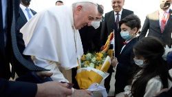 Papa: in corso incontro con l'Ayatollah Al-Sistani
