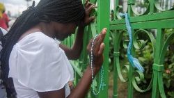 Молитви во Порт-о-Пренс