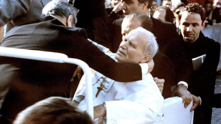 Das Attentat auf Johannes Paul am Fatima-Tag 1981
