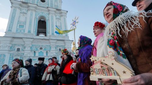 Francesco: auguri ai fedeli ucraini perché il Natale porti la pace