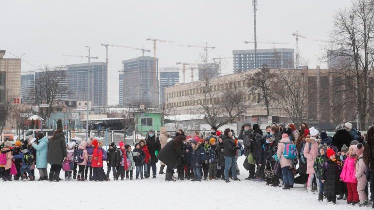 உக்ரைன் மாணவர்கள்