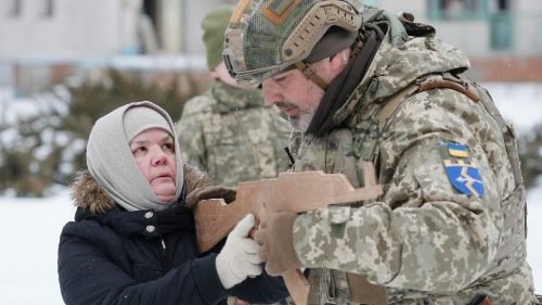 Ukrainische Reservisten bei einer Militärübung in der Nähe von Kiew, am 5. Februar 2022 inmitten der Eskalation an der ukrainisch-russischen Grenze. 
