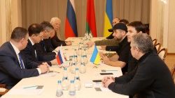 Weißrussland: Gespräche zwischen Delegationen aus Russland und der Ukraine  (28.2.2022)