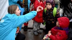 पोलैंड में यूक्रेनी बच्चे