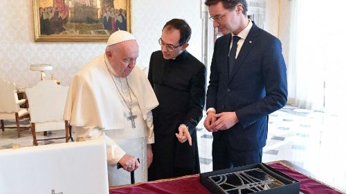 NRW-Ministerpräsident: Mit dem Papst über Lage in Köln gesprochen