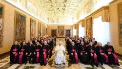 Papst Franziskus mit den Teilnehmern der COMECE-Vollversammlung diesen Donnerstag
