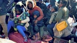Migranten am Hotspot von Lampedusa