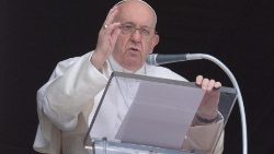 Papst Franziskus beim Regina Caeli