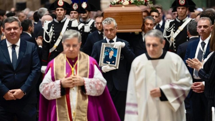 Trauerfeier im Mailänder Dom für Silvio Berlusconi
