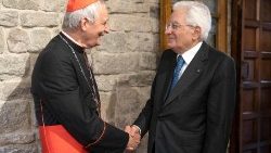 Kardinal Zuppi in italijanski predsednik Sergio Mattarella