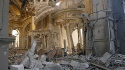 Zniszczona katedra w Odessie 