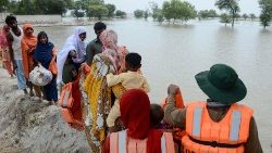 Rund 100.000 Menschen wurden bislang aus den überfluteten Gebieten in Punjab evakuiert