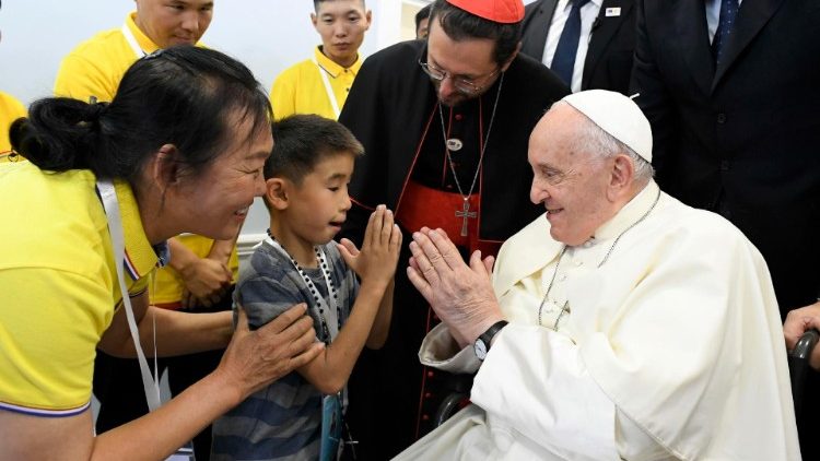 Pope Francis visits Mongolia