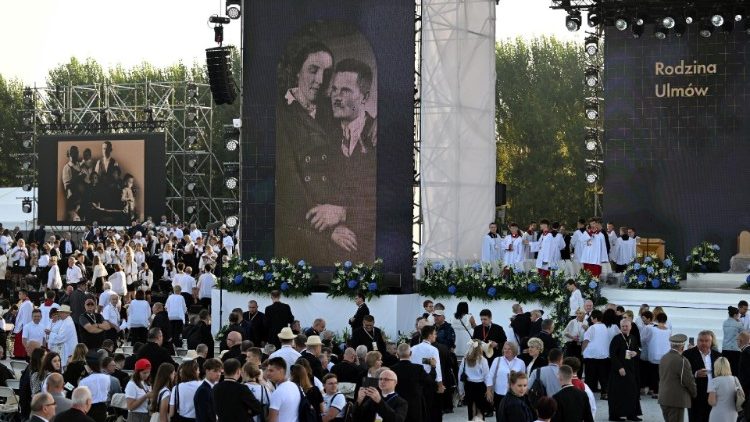 Святая Месса с обрядом беатификации семьи Ульма (Маркова, Польша, 10 сентября 2023 г. )