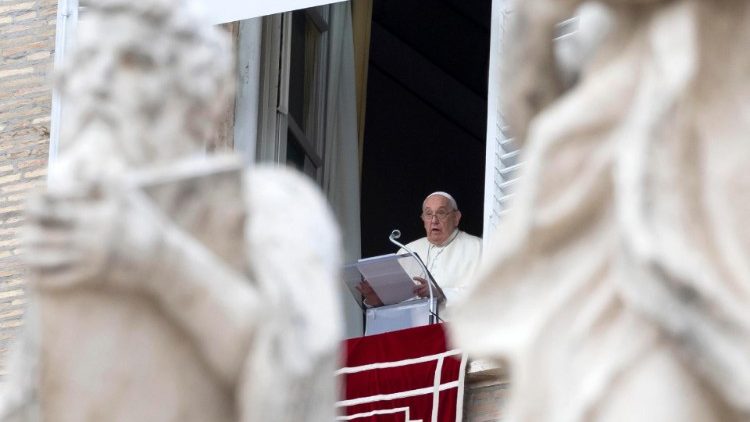 Pope Francis Angelus prayer