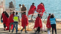 Migranti approdati sulle isole Canarie