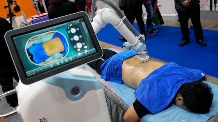 Roboter auf einer Ausstellung in Tokio Ende November