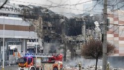 Ucrânia, edifícios destruídos por ataques russos