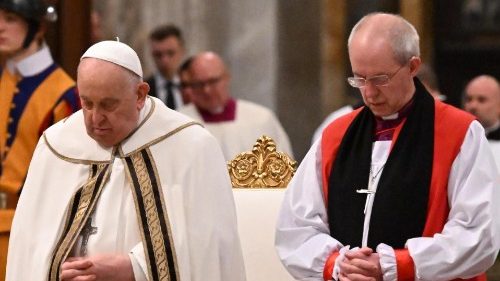 Papst ermuntert vor Anglikanern zu Debatte über Petrusamt