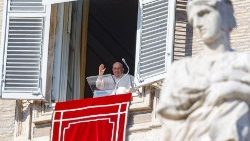 Il Papa, contro l'odio e la guerra serve tolleranza e fraternit�
