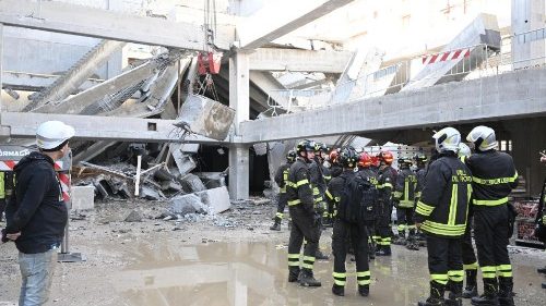 François exprime sa douleur pour l’effondrement d’un chantier à Florence