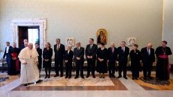 Audiencja dla budowniczych Bazyliki Świętej Rodziny w Barcelonie