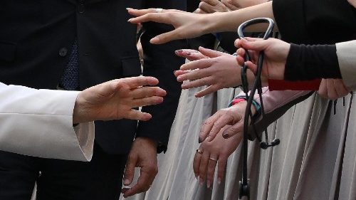 Одиннадцатый год понтификата: Папа Франциск и жесты мира