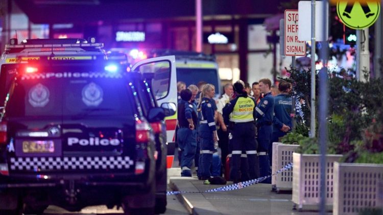 At least five dead following stabbing attack at Sydney mall