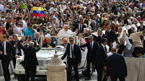 Audience générale: l’humilité, porte d’entrée de toutes les vertus 