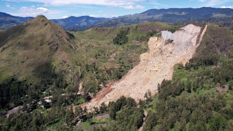 Luftaufnahme vom Ort des Erdrutsches