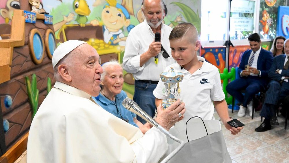 Візіт Францішка ў Луна-парк у Осціі