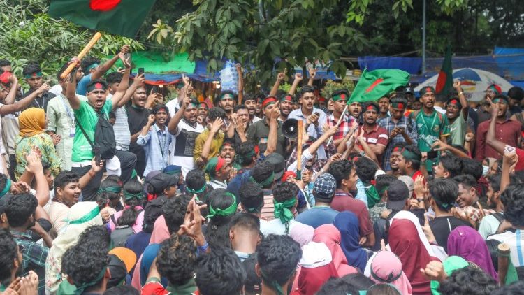 Demonstrierende Studenten am 15. August in Dhaka