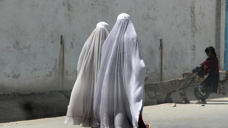 Afghan women