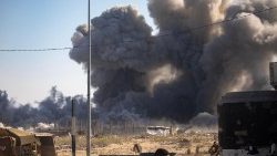 Ataque aéreo israelense em Khan Younis, no sul de Gaza