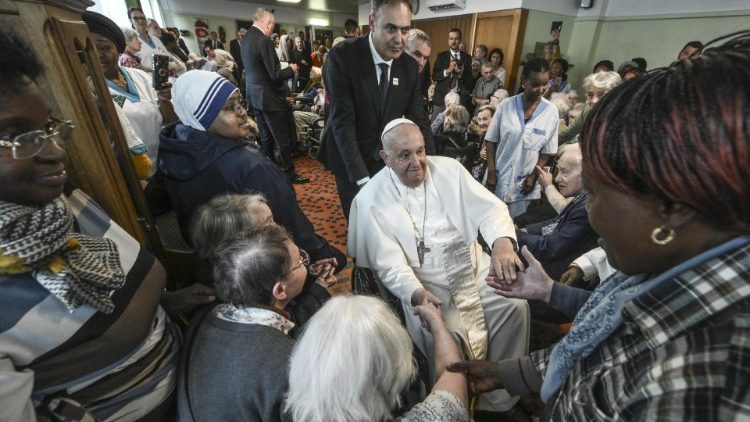 Franciszek podkreślał godność osób starszych ich doświadczenie i ważną rolę w społeczeństwie