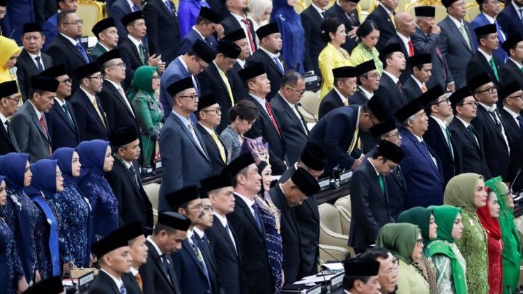 Mitglieder des indonesischen Parlaments in Jakarta