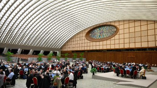 Cardinal Hollerich: «L'Église est enracinée dans les lieux et les cultures»