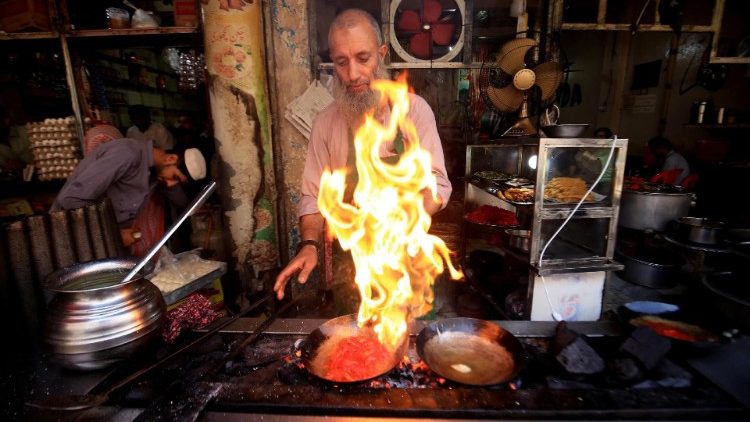 Ein Koch in Pakistan