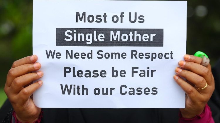 Mães pelo mundo fora