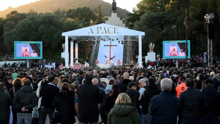 Святая Месса в Аяччо (Корсика, 15 декабря 2024 г.)